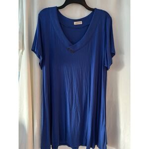 Larace Women's Plus Size Royal Blue Short Sleeved‎ Vneck Tunic. Size 3X